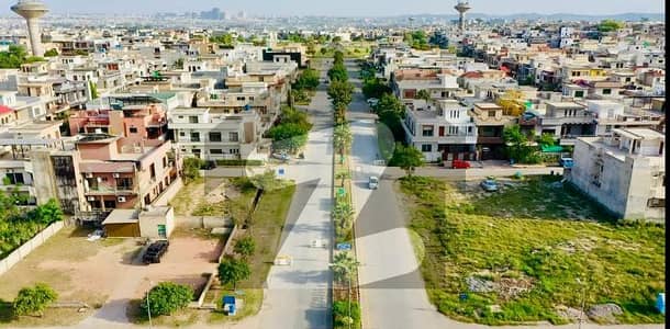 میڈیا ٹاؤن ۔ بلاک اے میڈیا ٹاؤن,راولپنڈی میں 12 مرلہ رہائشی پلاٹ 2.8 کروڑ میں برائے فروخت۔ میڈیا ٹاؤن ۔ بلاک اے میڈیا ٹاؤن,راولپنڈی میں 12 مرلہ رہائشی پلاٹ 2.8 کروڑ میں برائے فروخت۔