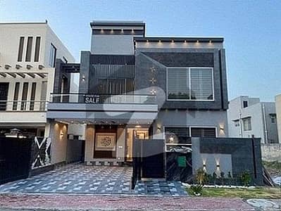 بحریہ ٹاؤن - اوورسیزبی بحریہ ٹاؤن اوورسیز انکلیو,بحریہ ٹاؤن,لاہور میں 5 کمروں کا 10 مرلہ مکان 3.7 کروڑ میں برائے فروخت۔ بحریہ ٹاؤن - اوورسیزبی بحریہ ٹاؤن اوورسیز انکلیو,بحریہ ٹاؤن,لاہور میں 5 کمروں کا 10 مرلہ مکان 3.7 کروڑ میں برائے فروخت۔