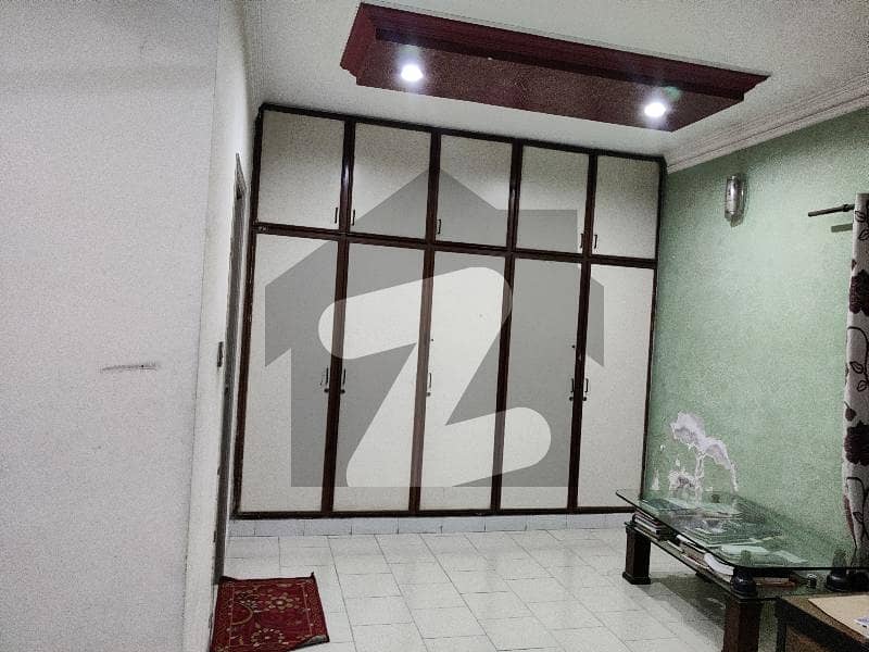 Khuda Baksh Colony 10 Marla Portion For Rent Khuda Baksh Colony 10 Marla Portion For Rent