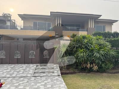 Prime Location In Central Park - Block B 2 Kanal House For sale Prime Location In Central Park - Block B 2 Kanal House For sale