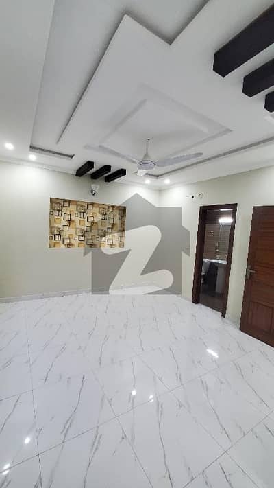 Sector B1 8 Marla Brand New Designer House For Sale
