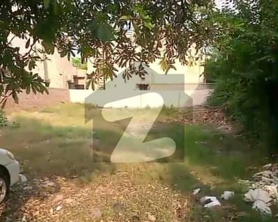 1 Kanal Residential Plot Up For sale In Sui Gas Society Phase 1 - Block F 1 Kanal Residential Plot Up For sale In Sui Gas Society Phase 1 - Block F
