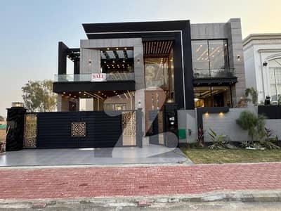 بحریہ ٹاؤن نشتر بلاک بحریہ ٹاؤن سیکٹر ای,بحریہ ٹاؤن,لاہور میں 5 کمروں کا 1 کنال مکان 9.3 کروڑ میں برائے فروخت۔ بحریہ ٹاؤن نشتر بلاک بحریہ ٹاؤن سیکٹر ای,بحریہ ٹاؤن,لاہور میں 5 کمروں کا 1 کنال مکان 9.3 کروڑ میں برائے فروخت۔