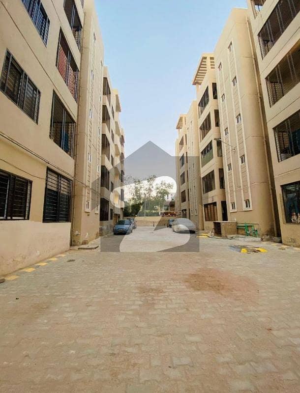 3 BED DD FLAT AVAILABLE FOR SALE 3 BED DD FLAT AVAILABLE FOR SALE