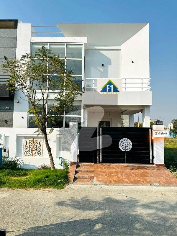 5 Marla Magnificent Bungalow For Sale In Phase 9 Town DHA Lahore 5 Marla Magnificent Bungalow For Sale In Phase 9 Town DHA Lahore