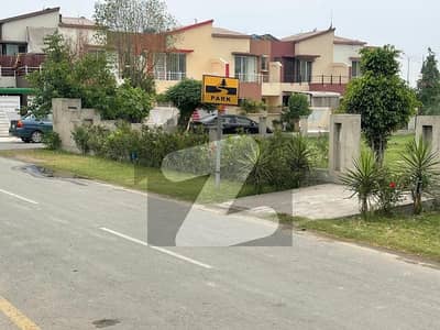 5 Marla Beautiful House Near To Park