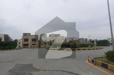 بحریہ ٹاؤن فیز 8 ۔ بلاک ای بحریہ ٹاؤن فیز 8,بحریہ ٹاؤن راولپنڈی,راولپنڈی میں 10 مرلہ رہائشی پلاٹ 1.18 کروڑ میں برائے فروخت۔ بحریہ ٹاؤن فیز 8 ۔ بلاک ای بحریہ ٹاؤن فیز 8,بحریہ ٹاؤن راولپنڈی,راولپنڈی میں 10 مرلہ رہائشی پلاٹ 1.18 کروڑ میں برائے فروخت۔