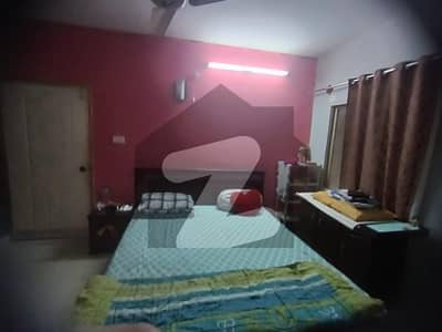 Idyllic House Available In Gulistan-E-Jauhar - Block 17 For Sale Idyllic House Available In Gulistan-E-Jauhar - Block 17 For Sale