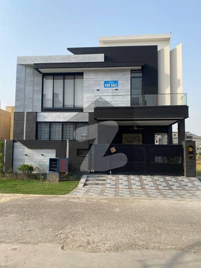 Prime Location Bankers Avenue Cooperative Housing Society House Sized 9 Marla For Sale Prime Location Bankers Avenue Cooperative Housing Society House Sized 9 Marla For Sale