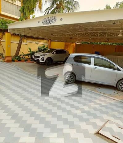 700 Sq Yards Corner Commercial Bungalow for Rent on Main Shaheed-e-Millat Road Road Facing 700 Sq Yards Corner Commercial Bungalow for Rent on Main Shaheed-e-Millat Road Road Facing