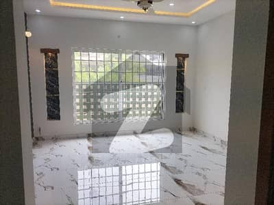 ڈی ایچ اے ڈیفینس فیز 2 ڈی ایچ اے ڈیفینس,اسلام آباد میں 3 کمروں کا 1 کنال زیریں پورشن 78.0 ہزار میں کرایہ پر دستیاب ہے۔ ڈی ایچ اے ڈیفینس فیز 2 ڈی ایچ اے ڈیفینس,اسلام آباد میں 3 کمروں کا 1 کنال زیریں پورشن 78.0 ہزار میں کرایہ پر دستیاب ہے۔
