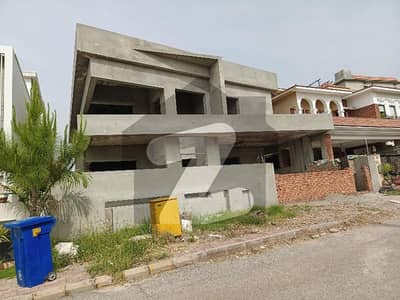 بحریہ انکلیو - سیکٹر سی بحریہ انکلیو,بحریہ ٹاؤن,اسلام آباد میں 6 کمروں کا 1 کنال مکان 5.75 کروڑ میں برائے فروخت۔ بحریہ انکلیو - سیکٹر سی بحریہ انکلیو,بحریہ ٹاؤن,اسلام آباد میں 6 کمروں کا 1 کنال مکان 5.75 کروڑ میں برائے فروخت۔