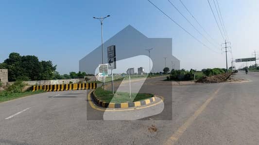 ڈی ایچ اے فیز 8 - بلاک زیڈ 6 ڈی ایچ اے فیز 8,ڈیفنس (ڈی ایچ اے),لاہور میں 5 مرلہ رہائشی پلاٹ 85.0 لاکھ میں برائے فروخت۔ ڈی ایچ اے فیز 8 - بلاک زیڈ 6 ڈی ایچ اے فیز 8,ڈیفنس (ڈی ایچ اے),لاہور میں 5 مرلہ رہائشی پلاٹ 85.0 لاکھ میں برائے فروخت۔