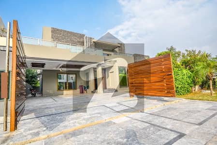 Full Basement 1 Kanal Slightly Used Bungalow Near Park & Packages Mall In DHA Phase 3 Full Basement 1 Kanal Slightly Used Bungalow Near Park & Packages Mall In DHA Phase 3