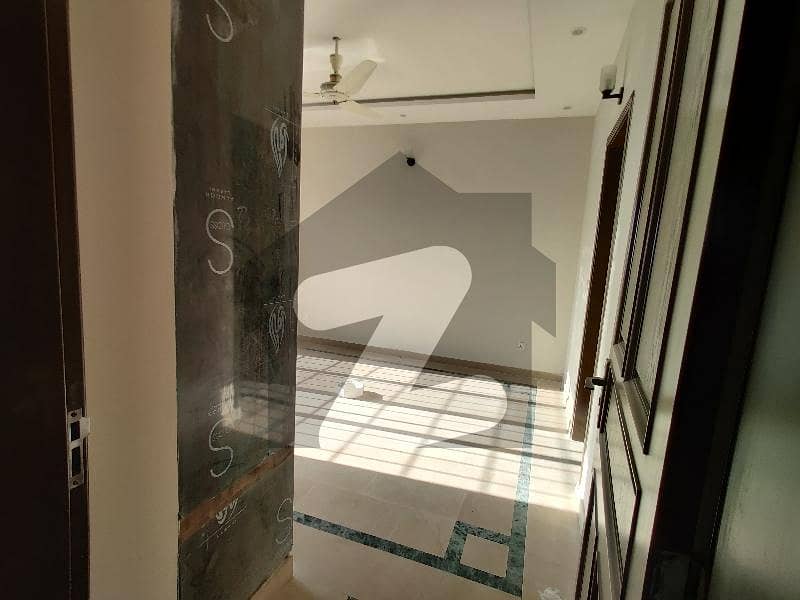 1 Kanal Uper Portion Available For Rent In Park Enclave 1 Kanal Uper Portion Available For Rent In Park Enclave