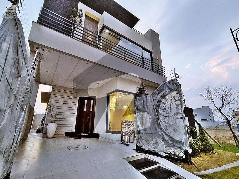 5 MARLA BRAND NEW HOUSE NEAR TO PARK WITH SOLAR PANEL 5 MARLA BRAND NEW HOUSE NEAR TO PARK WITH SOLAR PANEL