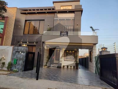 بحریہ ٹاؤن گلبہار بلاک بحریہ ٹاؤن سیکٹر سی,بحریہ ٹاؤن,لاہور میں 5 کمروں کا 10 مرلہ مکان 3.8 کروڑ میں برائے فروخت۔ بحریہ ٹاؤن گلبہار بلاک بحریہ ٹاؤن سیکٹر سی,بحریہ ٹاؤن,لاہور میں 5 کمروں کا 10 مرلہ مکان 3.8 کروڑ میں برائے فروخت۔