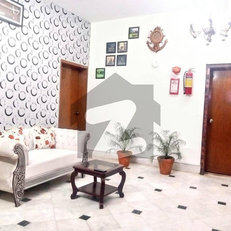 ایف ۔ 8 اسلام آباد میں 8 کمروں کا 1 کنال مکان 10.5 لاکھ میں کرایہ پر دستیاب ہے۔ ایف ۔ 8 اسلام آباد میں 8 کمروں کا 1 کنال مکان 10.5 لاکھ میں کرایہ پر دستیاب ہے۔