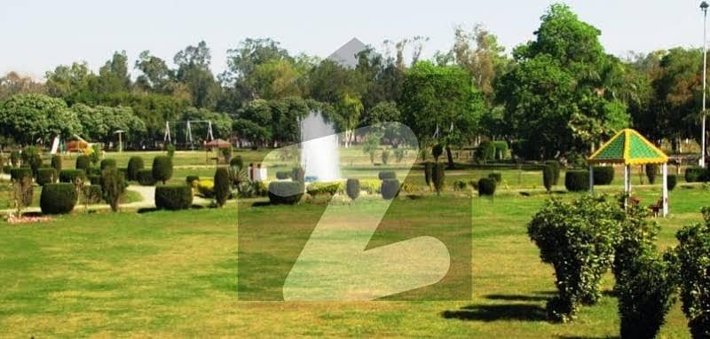 8 Marla Plot For Sale