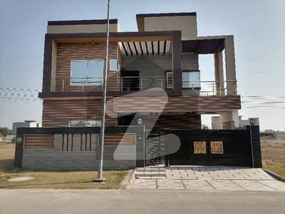 Facing Park House Of 10 Marla Available In Citi Housing Phase 2 Samundri Road Facing Park House Of 10 Marla Available In Citi Housing Phase 2 Samundri Road