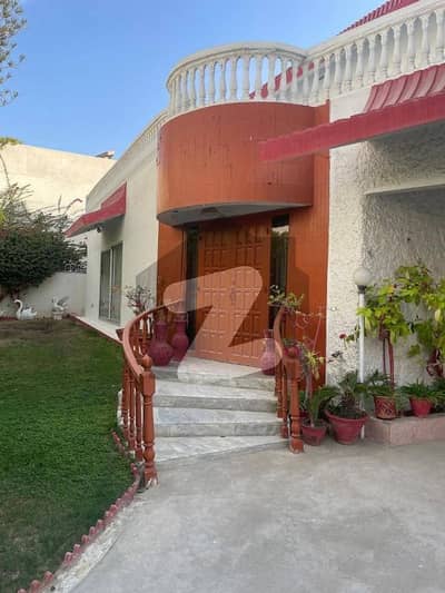 Well Maintained Bungalow For Sale DHA Phase 5