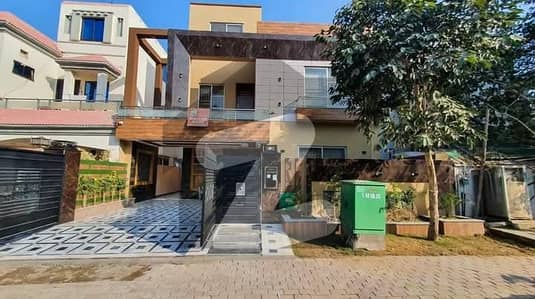 بحریہ ٹاؤن - اوورسیزبی بحریہ ٹاؤن اوورسیز انکلیو,بحریہ ٹاؤن,لاہور میں 5 کمروں کا 10 مرلہ مکان 4.0 کروڑ میں برائے فروخت۔ بحریہ ٹاؤن - اوورسیزبی بحریہ ٹاؤن اوورسیز انکلیو,بحریہ ٹاؤن,لاہور میں 5 کمروں کا 10 مرلہ مکان 4.0 کروڑ میں برائے فروخت۔
