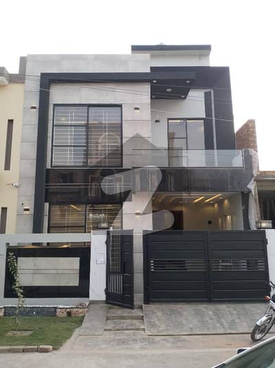 Prime Location 5 Marla House In Park View City - Tulip Extension Block For Sale Prime Location 5 Marla House In Park View City - Tulip Extension Block For Sale