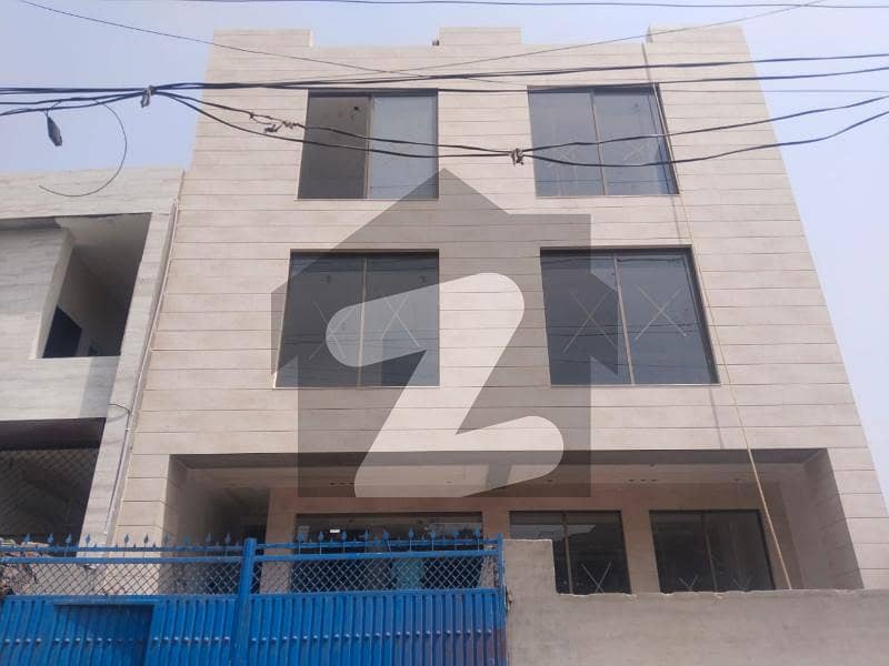12 MARLA BUILDING FOR RENT IN JOHAR TOWN