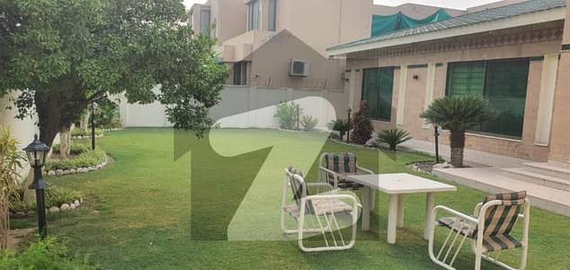 ڈی ایچ اے فیز 7 - بلاک وائے فیز 7,ڈیفنس (ڈی ایچ اے),لاہور میں 1 کنال رہائشی پلاٹ 3.25 کروڑ میں برائے فروخت۔ ڈی ایچ اے فیز 7 - بلاک وائے فیز 7,ڈیفنس (ڈی ایچ اے),لاہور میں 1 کنال رہائشی پلاٹ 3.25 کروڑ میں برائے فروخت۔