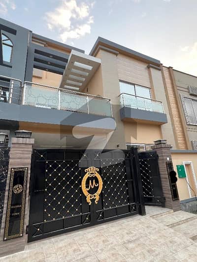 AUZBER CONSULTANT PRESENT EXCELLENT LIVING LIFESTYLE IN BAHRIA TOWN LAHORE 5 Marla Facing Park House For Sale In Sector D AUZBER CONSULTANT PRESENT EXCELLENT LIVING LIFESTYLE IN BAHRIA TOWN LAHORE 5 Marla Facing Park House For Sale In Sector D