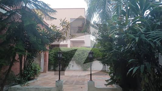 ZEE Real Estate & Builder Offers 1 Kanal Near to Golf & Raya Awesome Location in DHA Phase 6 G Block Available ZEE Real Estate & Builder Offers 1 Kanal Near to Golf & Raya Awesome Location in DHA Phase 6 G Block Available