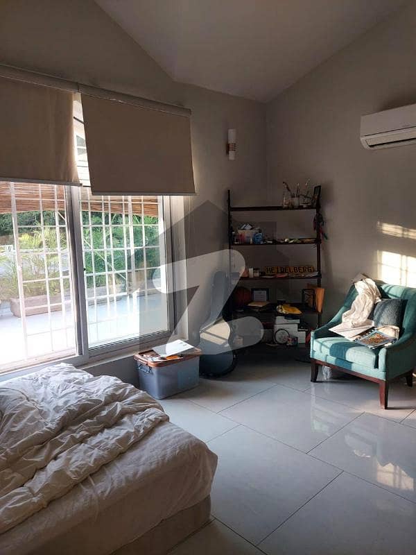 1000 Sy Luxurious Furnished Upper Portion with 2 Bedrooms is Available For Rent in F-8/2 (only for Diplomats) 1000 Sy Luxurious Furnished Upper Portion with 2 Bedrooms is Available For Rent in F-8/2 (only for Diplomats)