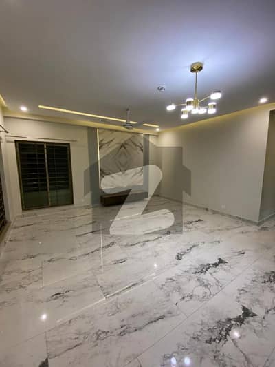 Don't Miss Out! 6th Floor Apartment Facing Park For Sale In Prime Area!