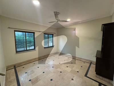 25x40 Single Unit House with Basement for Rent G-13/4, Islamabad 25x40 Single Unit House with Basement for Rent G-13/4, Islamabad