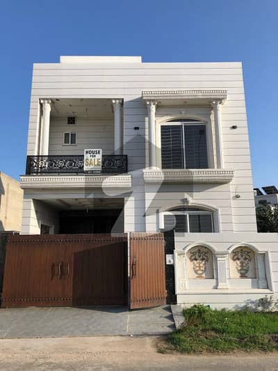 5 Marla Brand New House For Sale And Direct Meeting With Owner In Park View City Lahore. 5 Marla Brand New House For Sale And Direct Meeting With Owner In Park View City Lahore.