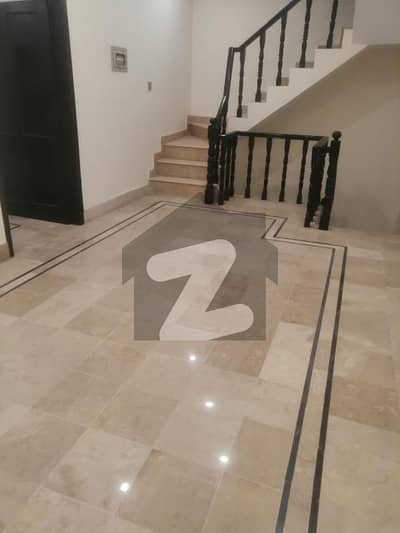 جی