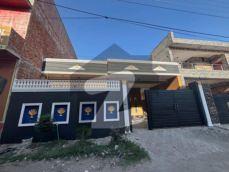 کاہنہ نو مارکیٹ فیروزپور روڈ,لاہور میں 3 کمروں کا 10 مرلہ مکان 1.3 کروڑ میں برائے فروخت۔ کاہنہ نو مارکیٹ فیروزپور روڈ,لاہور میں 3 کمروں کا 10 مرلہ مکان 1.3 کروڑ میں برائے فروخت۔