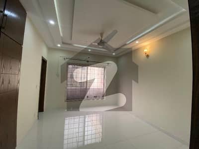 ڈی ۔ 12/3 ڈی ۔ 12,اسلام آباد میں 3 کمروں کا 4 مرلہ مکان 1.65 لاکھ میں کرایہ پر دستیاب ہے۔