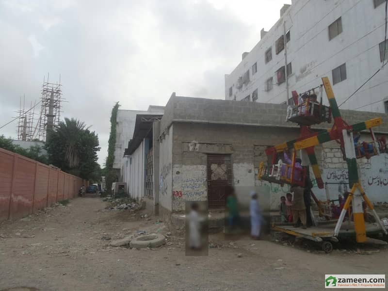 Demolish Commercial Corner Building Is Available For Sale Bufferzone