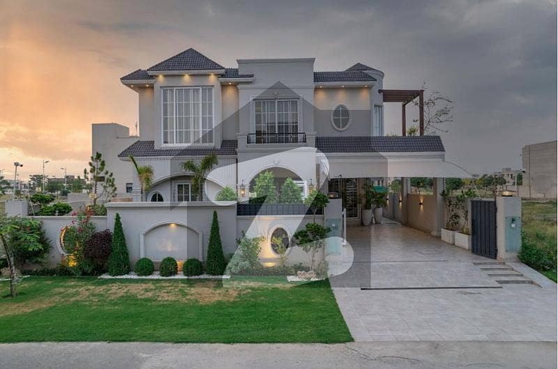 OWNER NEEDY 1 KANAL WHITE VICTORIAN BUNGALOW FOR SALE NEAR TO RAYA. OWNER NEEDY 1 KANAL WHITE VICTORIAN BUNGALOW FOR SALE NEAR TO RAYA.