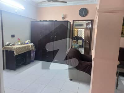 Flat Of 2400 Square Feet Is Available For sale