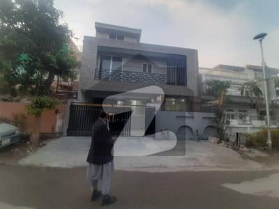 جی
