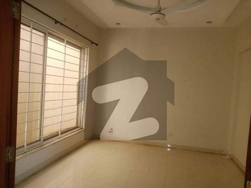 UPPER PORTION FOR RENT G-10/2 UPPER PORTION FOR RENT G-10/2