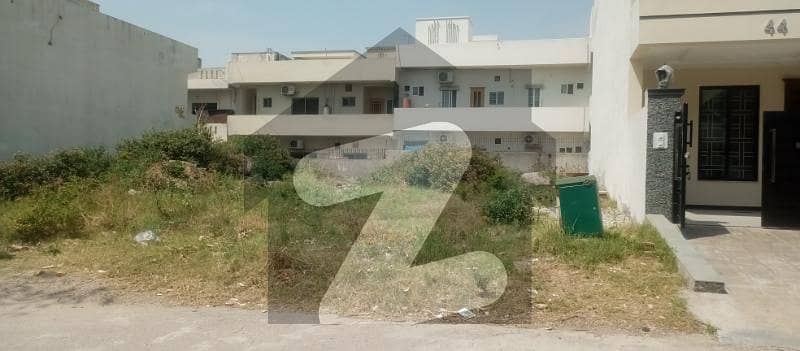 10 MARLA RESIDENTIAL PLOT FOR SALE IN G-13/4 10 MARLA RESIDENTIAL PLOT FOR SALE IN G-13/4