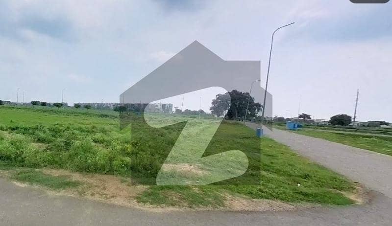 ڈی ایچ اے فیز9 پریزم - بلاک سی ڈی ایچ اے فیز9 پریزم,ڈی ایچ اے ڈیفینس,لاہور میں 4 مرلہ کمرشل پلاٹ 3.2 کروڑ میں برائے فروخت۔ ڈی ایچ اے فیز9 پریزم - بلاک سی ڈی ایچ اے فیز9 پریزم,ڈی ایچ اے ڈیفینس,لاہور میں 4 مرلہ کمرشل پلاٹ 3.2 کروڑ میں برائے فروخت۔