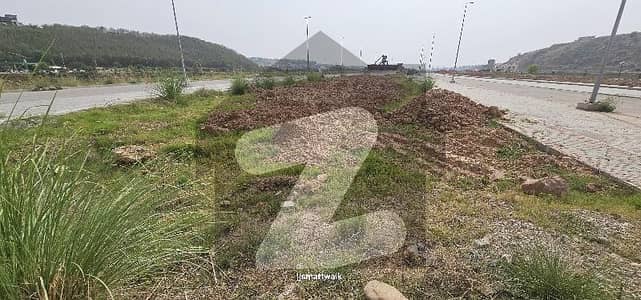 1 KANAL PLOT AT MAIN BOULEVARD of DHA PHASE 4