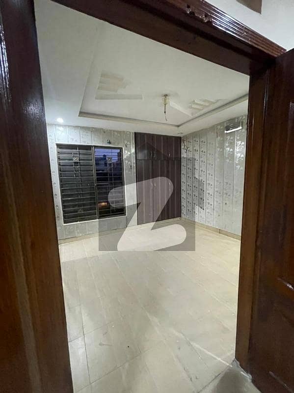 10 MARLA LOWER PORTION FOR RENT 10 MARLA LOWER PORTION FOR RENT