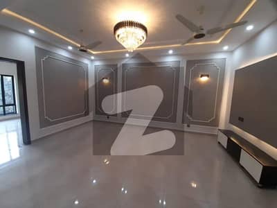 10 Marla House Is Available For Sale In Bahria Town Janiper Block Lahore 10 Marla House Is Available For Sale In Bahria Town Janiper Block Lahore