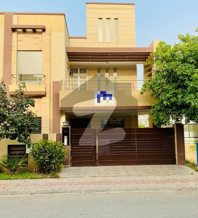 8 Marla Double Storey House for Sale in Northern Block, Bahria Orchard Phase 1 LDA Approved, Sui Gas Available, Near Main Gate, Slightly Used | Low Cost | Prime Location 8 Marla Double Storey House for Sale in Northern Block, Bahria Orchard Phase 1 LDA Approved, Sui Gas Available, Near Main Gate, Slightly Used | Low Cost | Prime Location