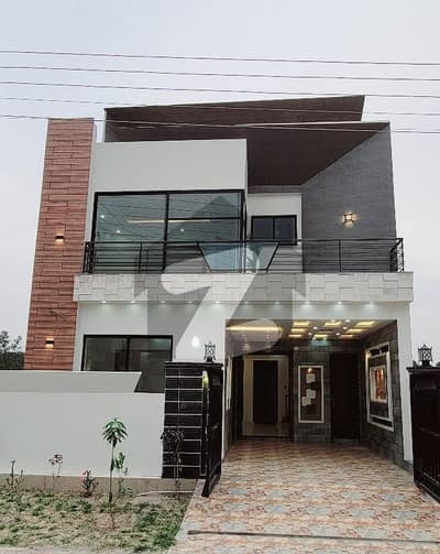 5 Marla Modern Luxurious Triple Storey House Available For Sale In Buch Executive Villas Multan 5 Marla Modern Luxurious Triple Storey House Available For Sale In Buch Executive Villas Multan